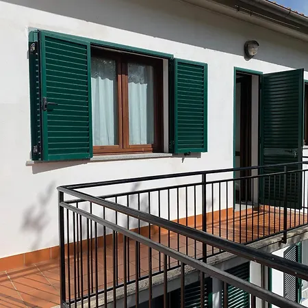 Semesterbostad Martila *